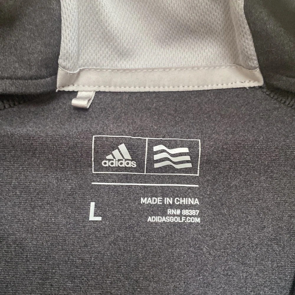 Adidas Mens L Golf Pullover. Grey. Ghost Tree Invitation Patch.